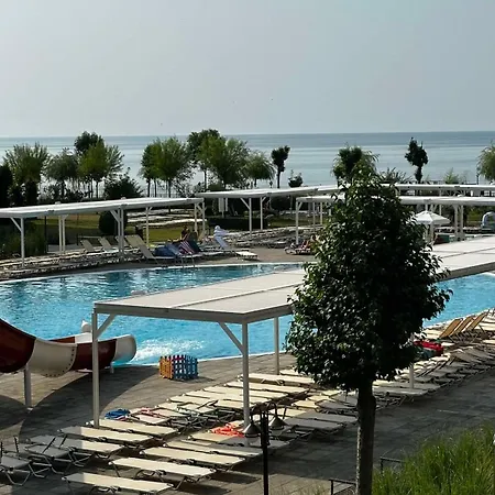 Premier Szveti Vlasz